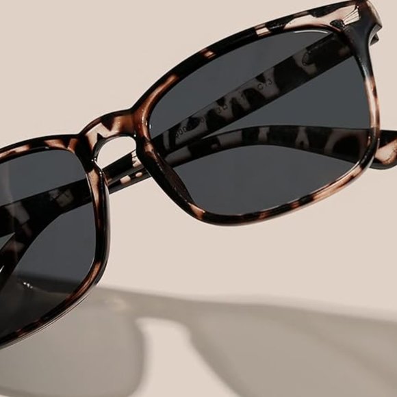 Classic trendy stylish sun glasses 100% uv protection